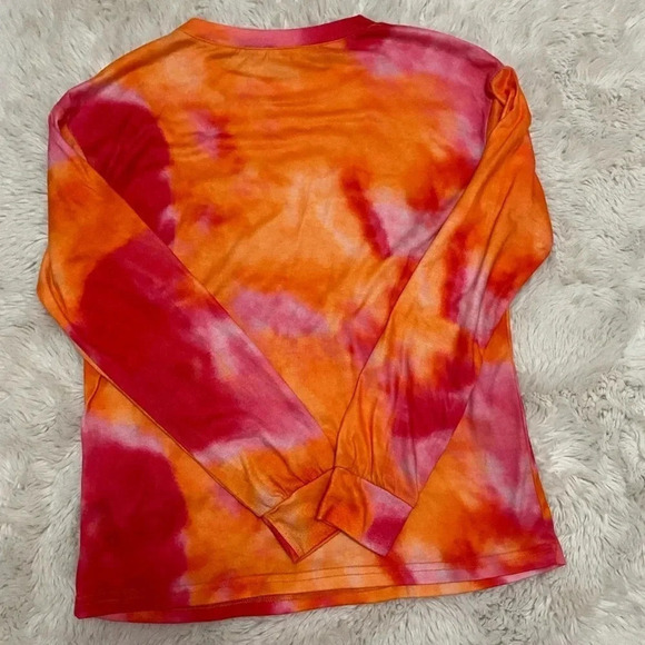 Women’s orange and red long sleeve tie dye sweatshirt size small from Amazon - Picture 4 of 4